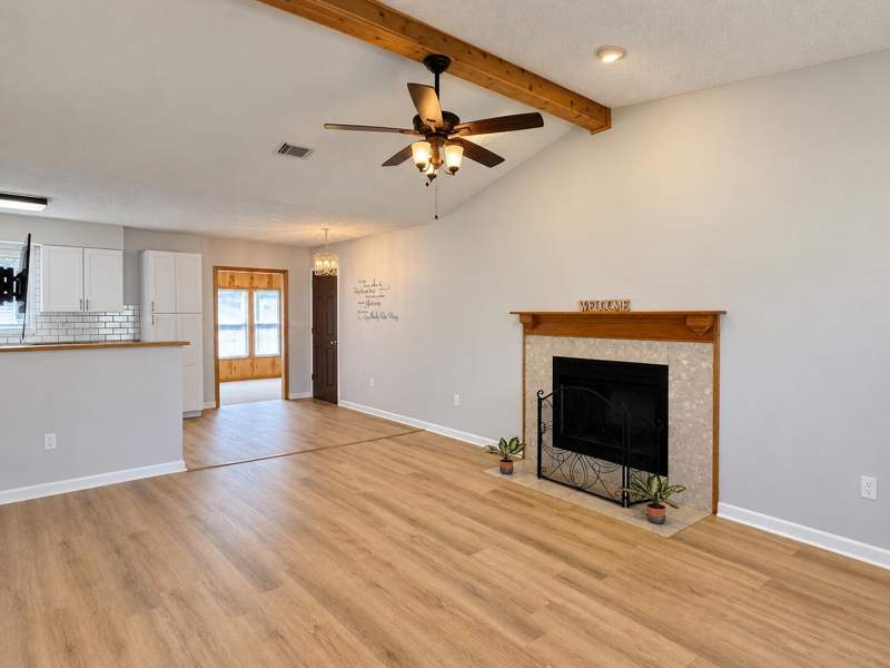 3 bedroom Detached Single Family at 3316 Colonial Court, Harvest Hill Ph 5, Crestview — photo 3