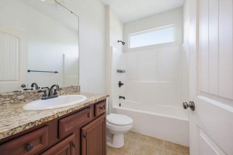 110 Alicia Drive, Crestview FL - photo 10 of 44