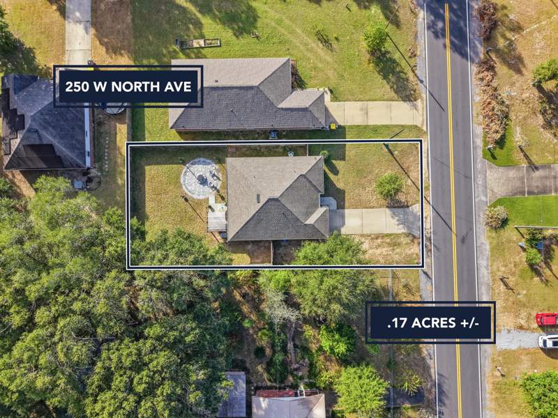 3 bedroom Detached Single Family at 250 W North Avenue, Holland, Crestview — photo 3