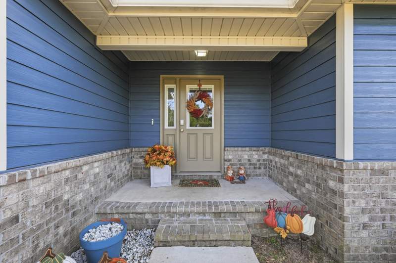 3 bedroom Detached Single Family at 250 W North Avenue, Holland, Crestview — photo 4
