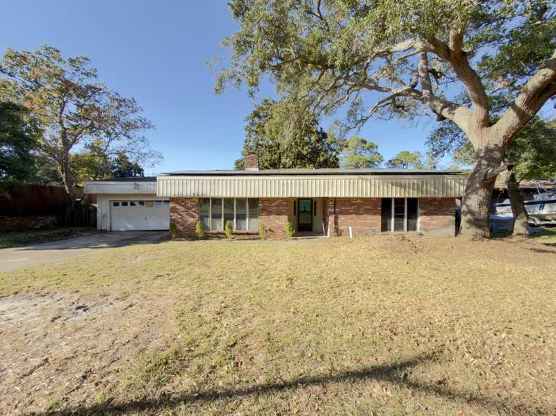 4 bedroom Detached Single Family at 155 Homewood Drive, Homewood S/D, Fort Walton Beach — photo 1