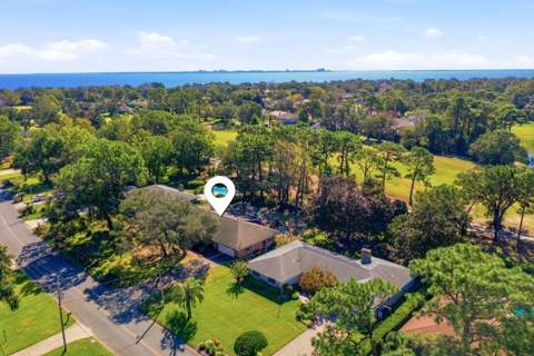 86 Country Club Road, Shalimar FL - photo 10 of 79
