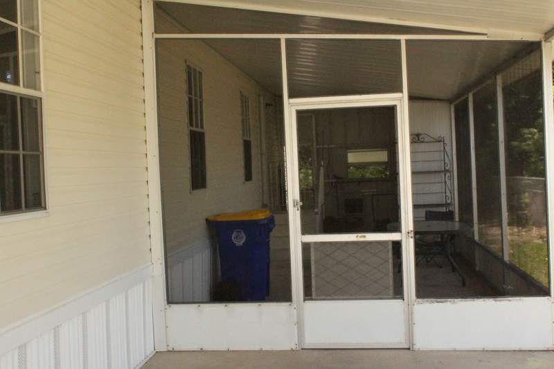 3 bedroom Manufactured Home at 7409 SE Eagle Avenue, Ridgeway Mobile Home Subdivision Plat No 1 2, Hobe Sound — photo 3