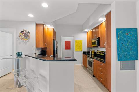 801 S Olive Avenue #1417, West Palm Beach FL - photo 8 of 24