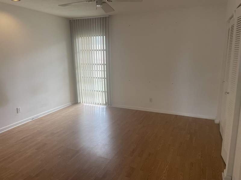 1 bedroom Condominium at 20 Golfs Edge #E, Golfs Edge Condos A Thru G, West Palm Beach — photo 5
