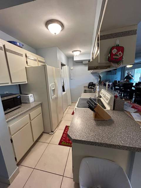 5308 NE 6th Avenue #G14, Oakland Park FL - photo 6 of 19