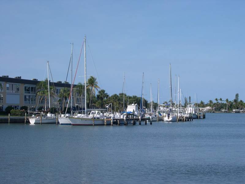 2 bedroom Condominium at 1351 Bayshore Drive #307, Colonnades, Fort Pierce — photo 2