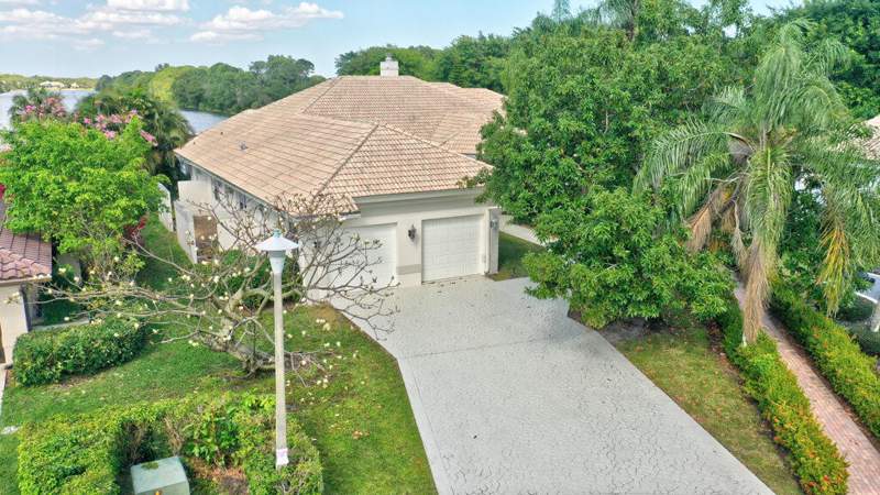 4 bedroom Single Family Residence at 1823 SW 17th Street, Boca Raton Sailing & Racquet Club, Boca Raton — photo 2