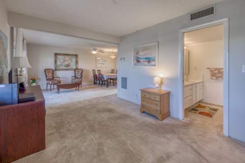 2682 Garden Drive #301, Lake Worth FL - photo 9 of 45