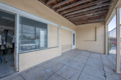 922 S Dixie Street, Lake Worth Beach FL - photo 14 of 20