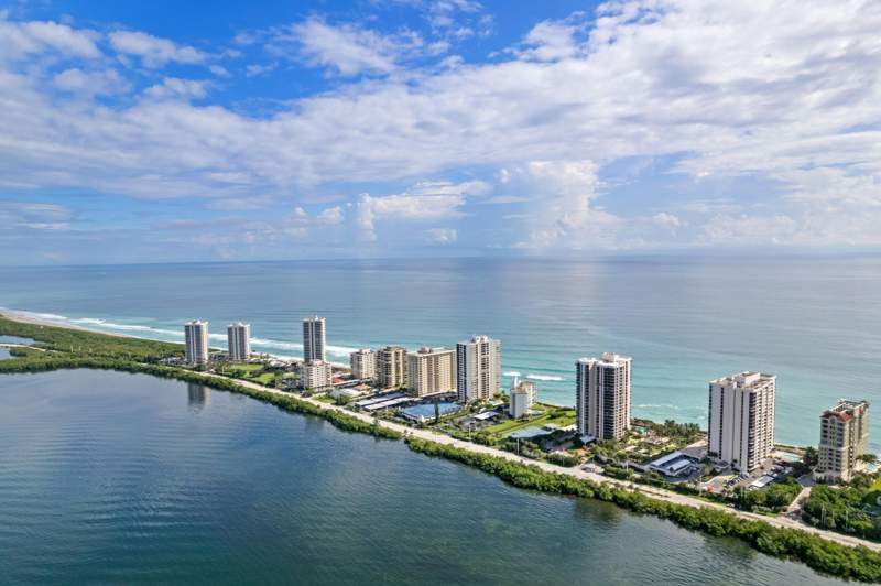 3 bedroom Condominium at 5380 N Ocean Drive #10d, Eastpointe I Condo, Riviera Beach — photo 4