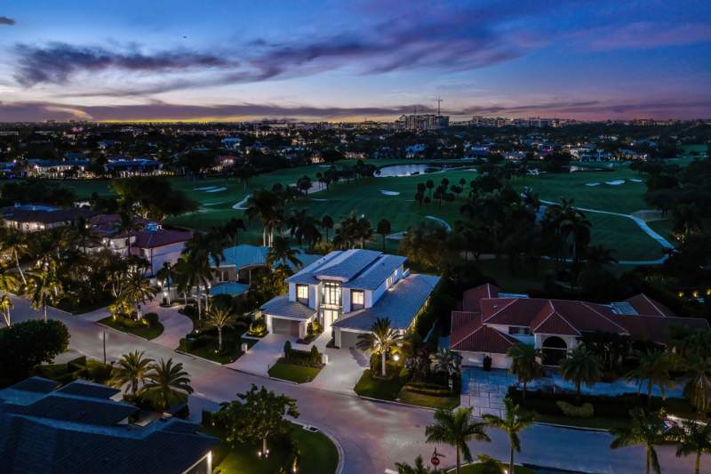 5 bedroom Single Family Residence at 471 Royal Palm Way, Royal Palm Yacht & Country Club, Boca Raton — photo 5