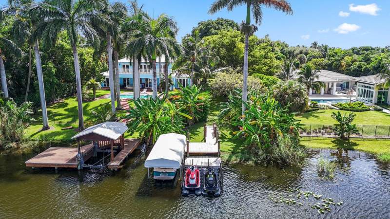 4 bedroom Single Family Residence at 920 Hibiscus Lane, Lake Ida, Delray Beach — photo 3