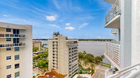 1551 N Flagler Drive #1205, West Palm Beach FL - photo 14 of 38