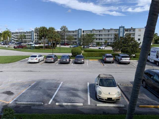 Lincoln At Century Village Condo