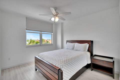 100 NE 6th Street #505, Boynton Beach FL - photo 12 of 36