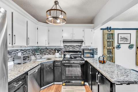 329 Knotty Pine Circle #A-2, Greenacres FL - photo 13 of 31
