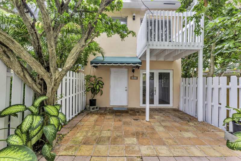 2 bedroom Townhouse at 1912 NE 6th Street, Las Mercedes Townhouses, Deerfield Beach — photo 1