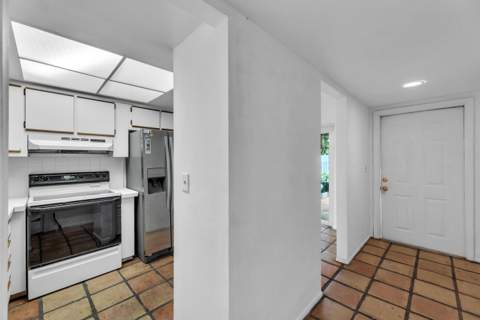 1912 NE 6th Street, Deerfield Beach FL - photo 13 of 38