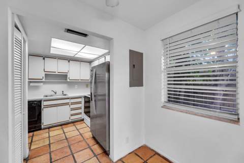 1912 NE 6th Street, Deerfield Beach FL - photo 17 of 38