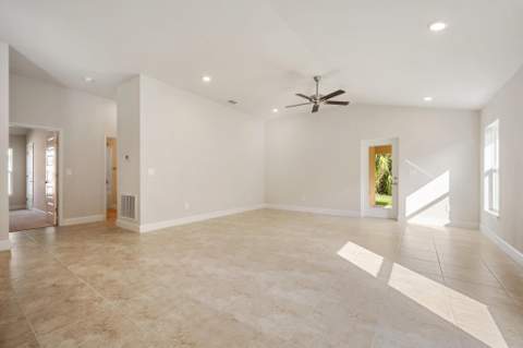 5228 Vespera Street, Fort Pierce FL - photo 13 of 49