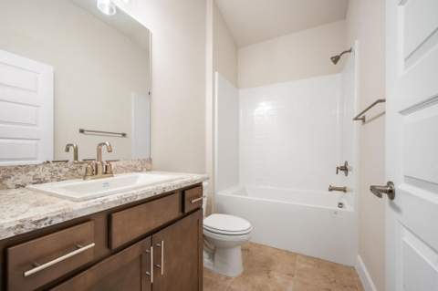 5228 Vespera Street, Fort Pierce FL - photo 16 of 49