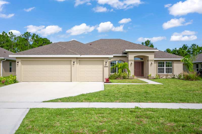 4 bedroom Single Family Residence at 8746 Waterstone Boulevard, Waterstone Phase Three, Fort Pierce — photo 1