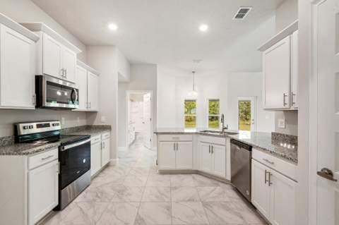 8746 Waterstone Boulevard, Fort Pierce FL - photo 14 of 37