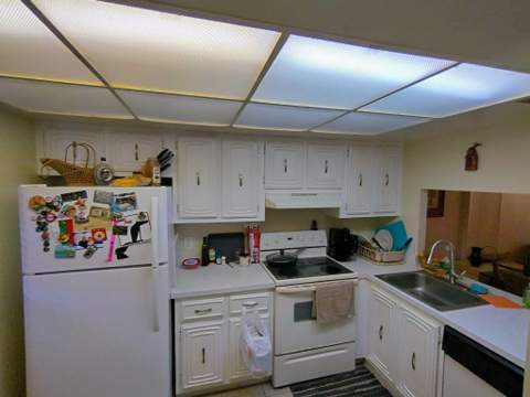 103 Royal Park Drive #3b, Oakland Park FL - photo 6 of 14