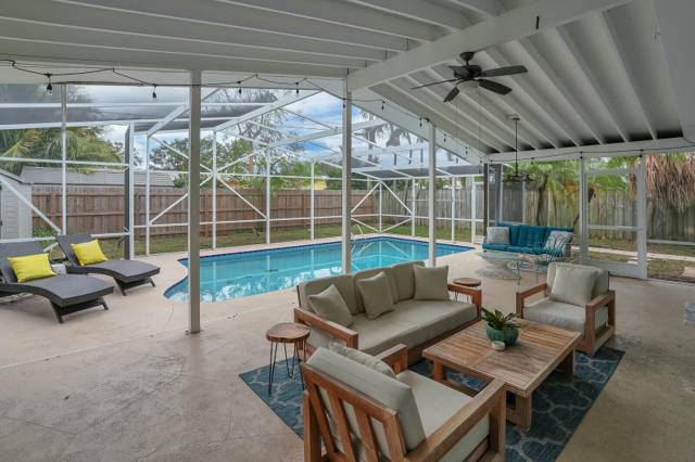 Palm Beach Gardens Estates