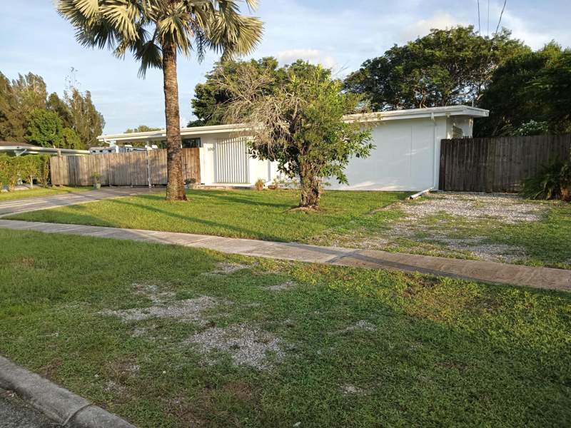 3 bedroom Single Family Residence at 100 SE Naranja Avenue, River Park Unit 5, Port St. Lucie — photo 4