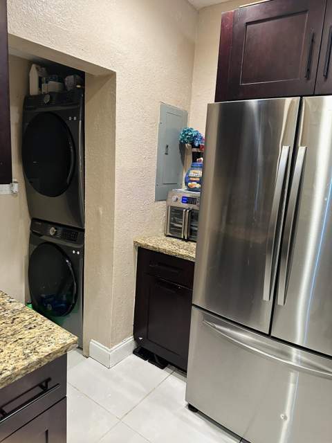833 Briggs Street, West Palm Beach FL - photo 16 of 71
