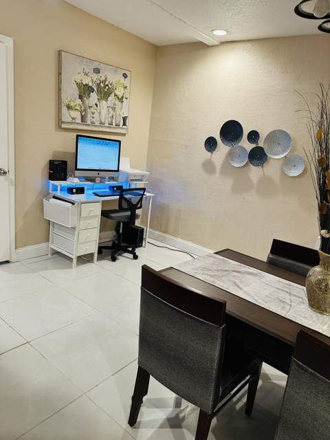 833 Briggs Street, West Palm Beach FL - photo 8 of 71