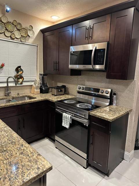 833 Briggs Street, West Palm Beach FL - photo 20 of 71