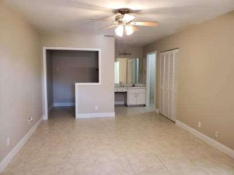 4327 Willow Brook Circle, West Palm Beach FL - photo 21 of 31