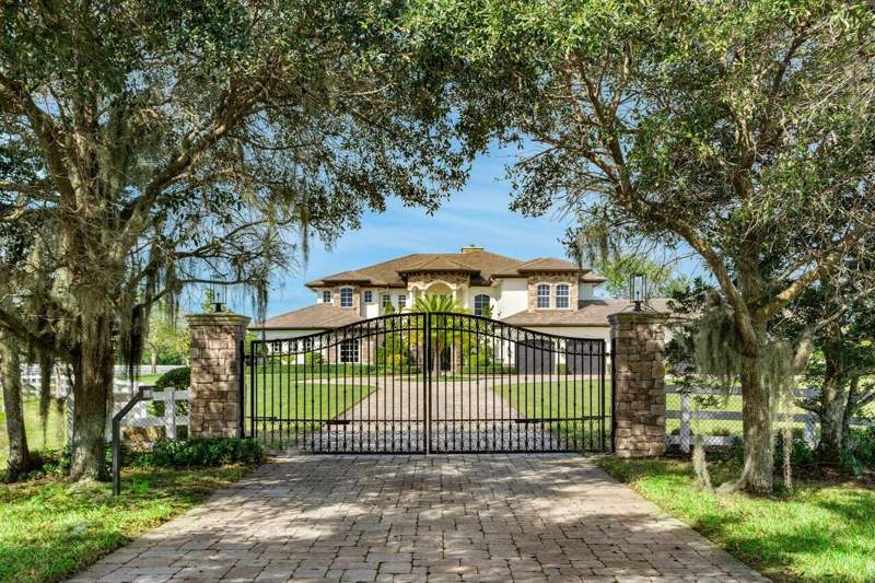5 bedroom Single Family Residence at 10527 El Paraiso Place, Palm Beach Farms Co 3, Delray Beach — photo 3