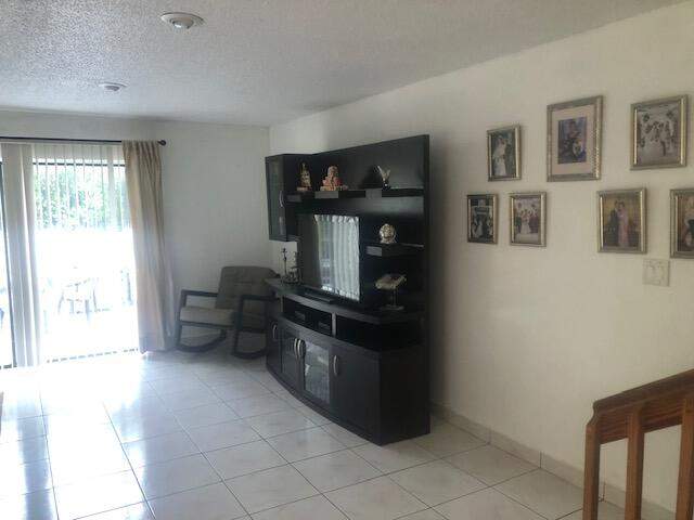 3 bedroom Townhouse at 22065 Las Brisas Circle #401, Las Brisas Of Boca Condo, Boca Raton — photo 4