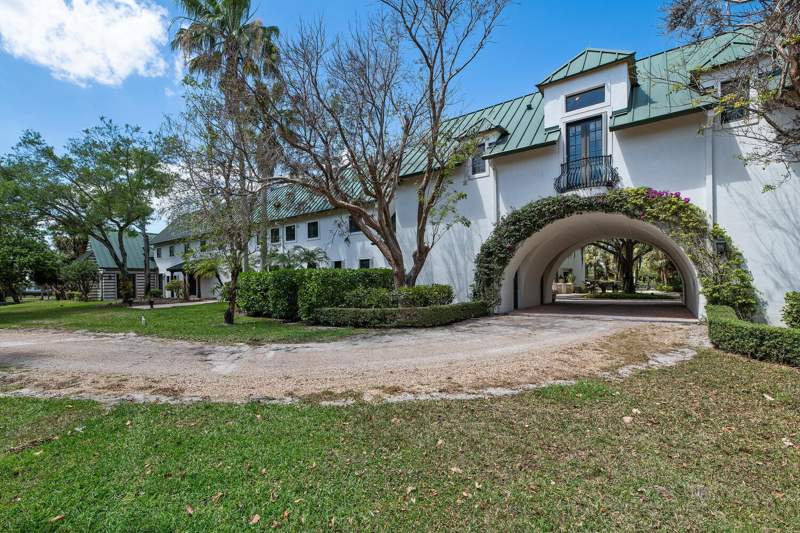 9 bedroom Single Family Residence at 13401 55th Street, Palm Glade Ranches - South Shore - S of Lake Worth Road, Wellington — photo 2