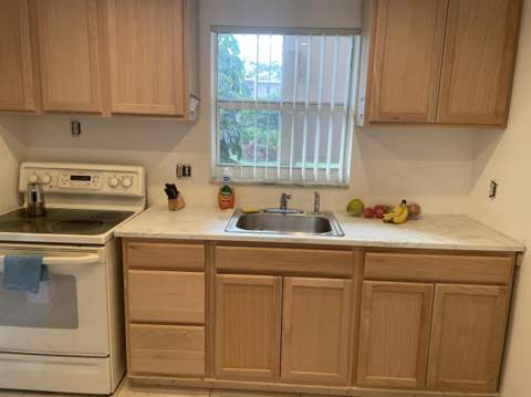 225 Bonnie Boulevard #211, Palm Springs FL - photo 7 of 57