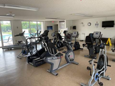 225 Bonnie Boulevard #211, Palm Springs FL - photo 20 of 57