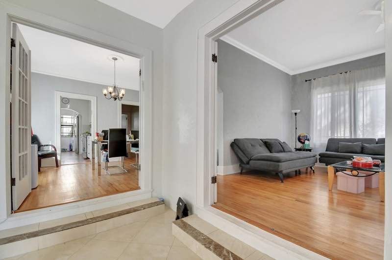 2 bedroom Single Family Residence at 1513 Adams Street, Hollywood, Hollywood — photo 5