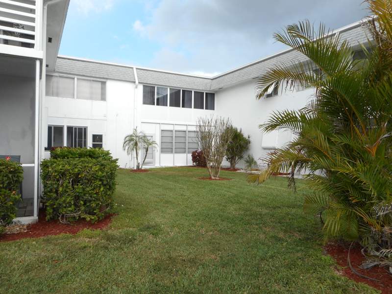 2 bedroom Condominium at 3322 Cynthia Lane #106, Murry Hills, Lake Worth Beach — photo 3