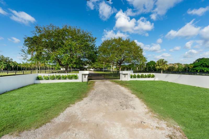 4 bedroom Single Family Residence at 18047 131st Trail, Jupiter Farms, Jupiter — photo 3