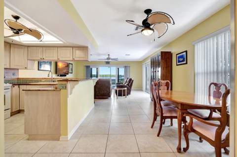 2440 Harbour Cove Drive, Hutchinson Island FL - photo 22 of 58