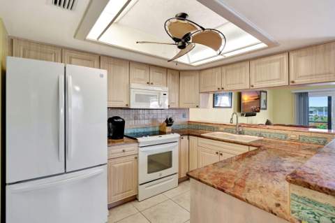2440 Harbour Cove Drive, Hutchinson Island FL - photo 20 of 58