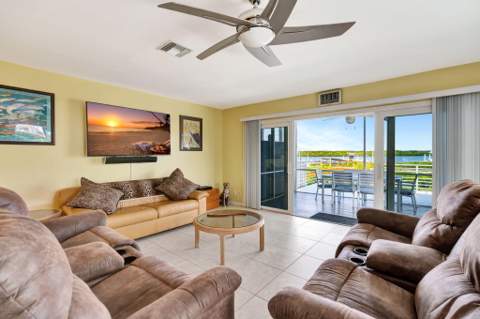 2440 Harbour Cove Drive, Hutchinson Island FL - photo 15 of 58