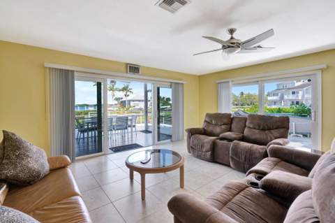 2440 Harbour Cove Drive, Hutchinson Island FL - photo 18 of 58