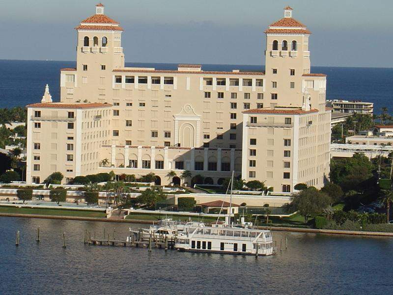 3 bedroom Condominium at 150 Bradley Place #101, Palm Beach Biltmore Condo, Palm Beach — photo 2