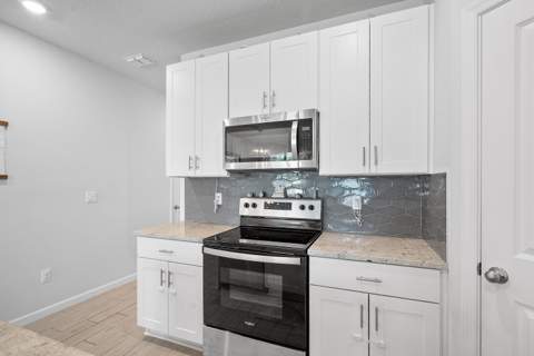 341 SE Halifax Lane, Stuart FL - photo 14 of 43