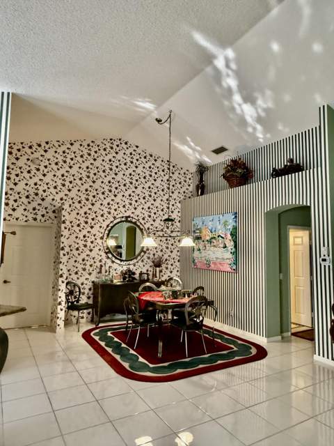 8304 Waterline Drive #103, Boynton Beach FL - photo 9 of 35